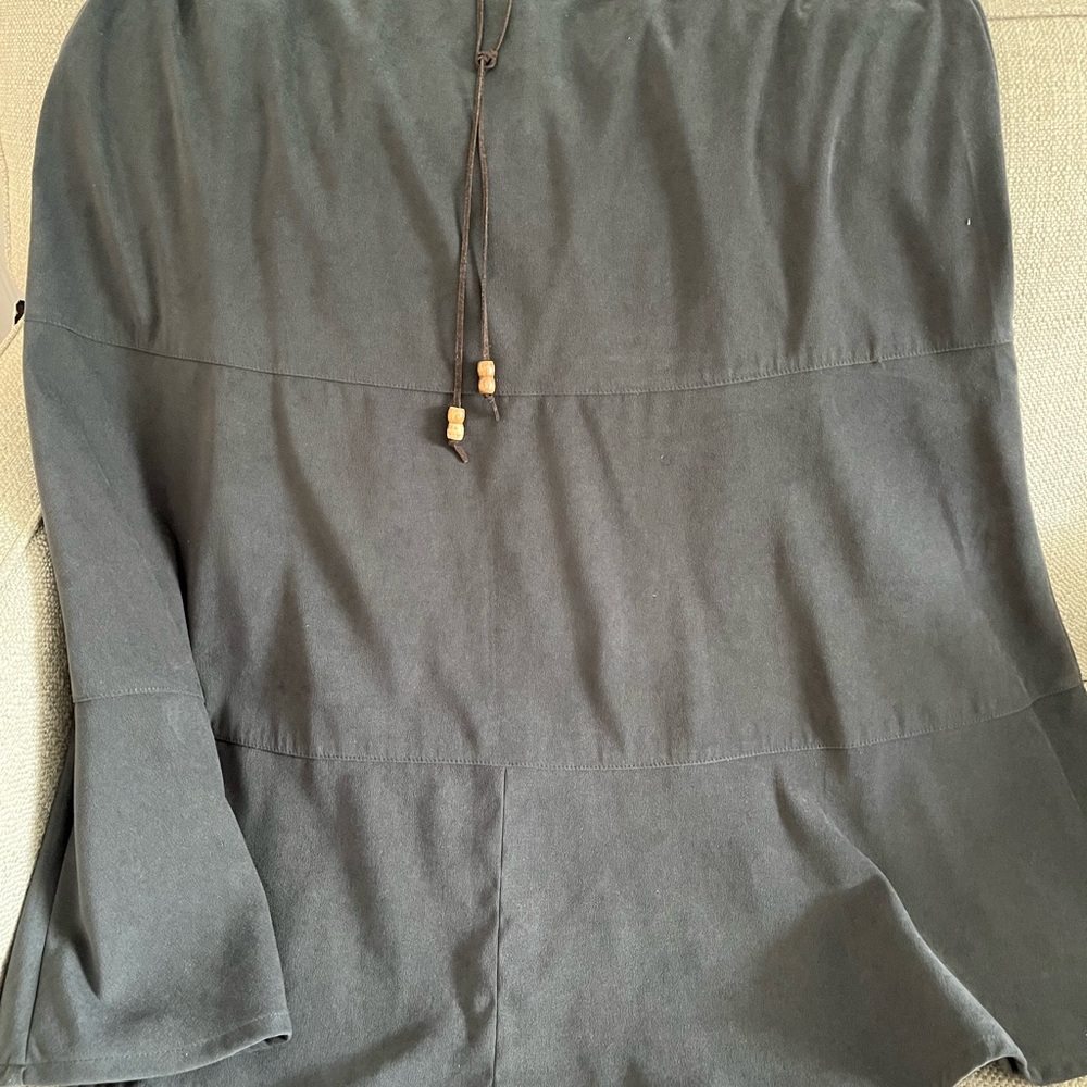 dressbarn Black Strapless Peplum Skirt
